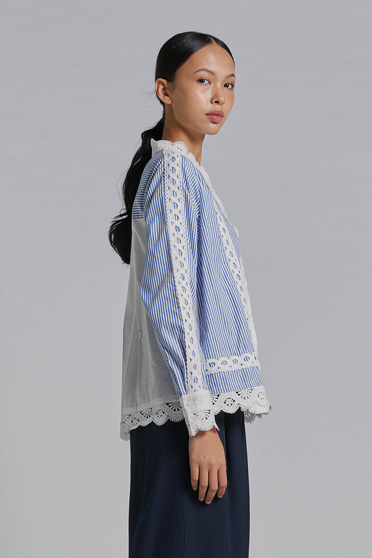Navy Striped Kamelya