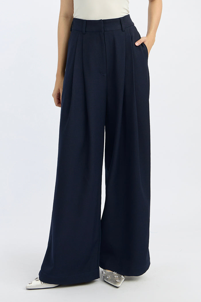 Navy Bolin