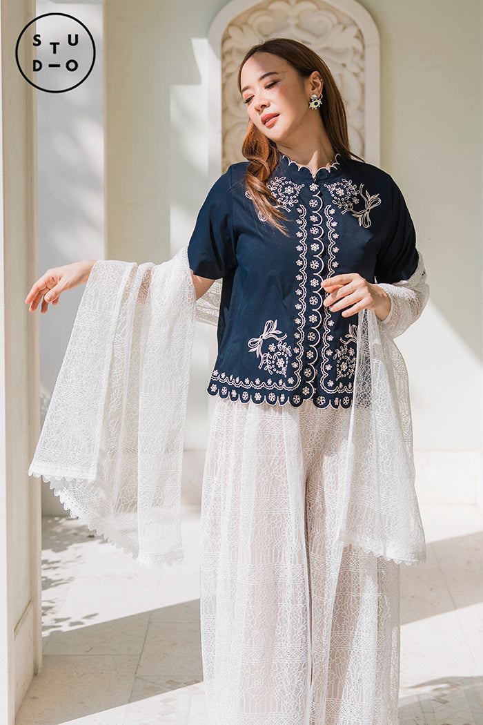 Navy Dinra