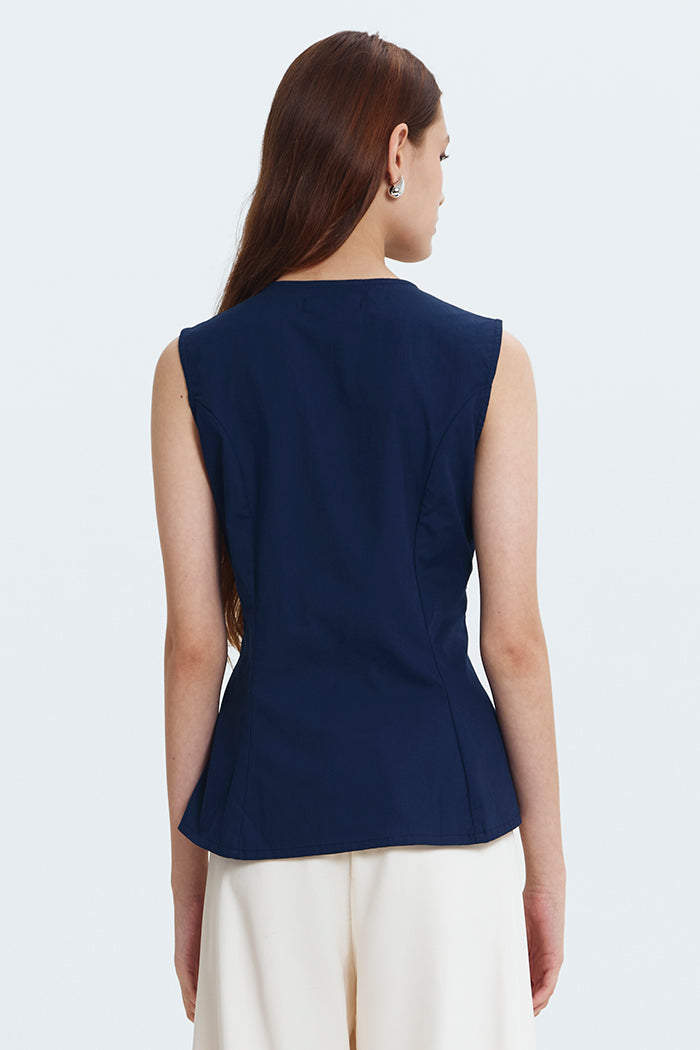 Navy Lucia