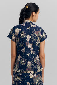 Nona Seruni Biru Laut