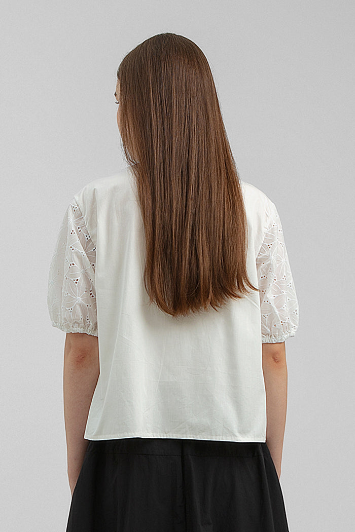 Off-white Embroidered Jensa - Defect Sale