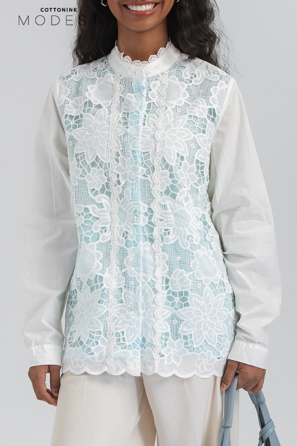 Off-white Embroidery Jana