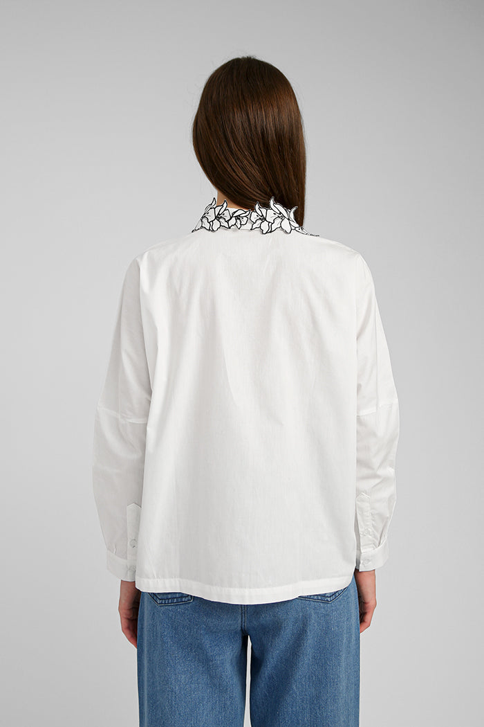 Off-white Lily Devon