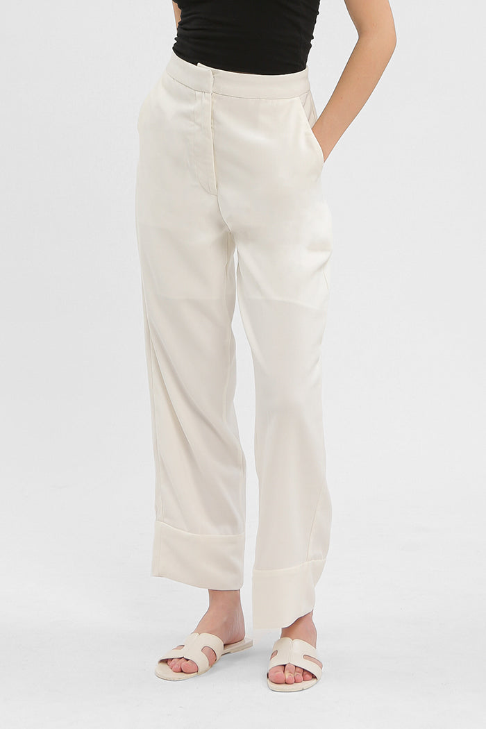 Off-white Tomberlin