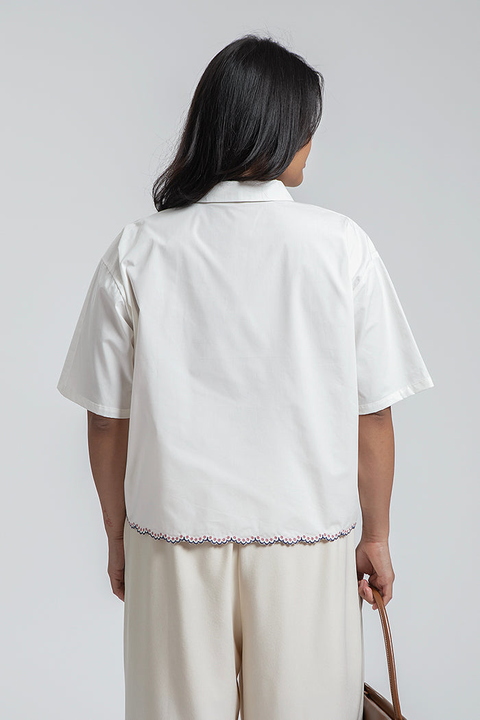 Off-white Embroidery Amur