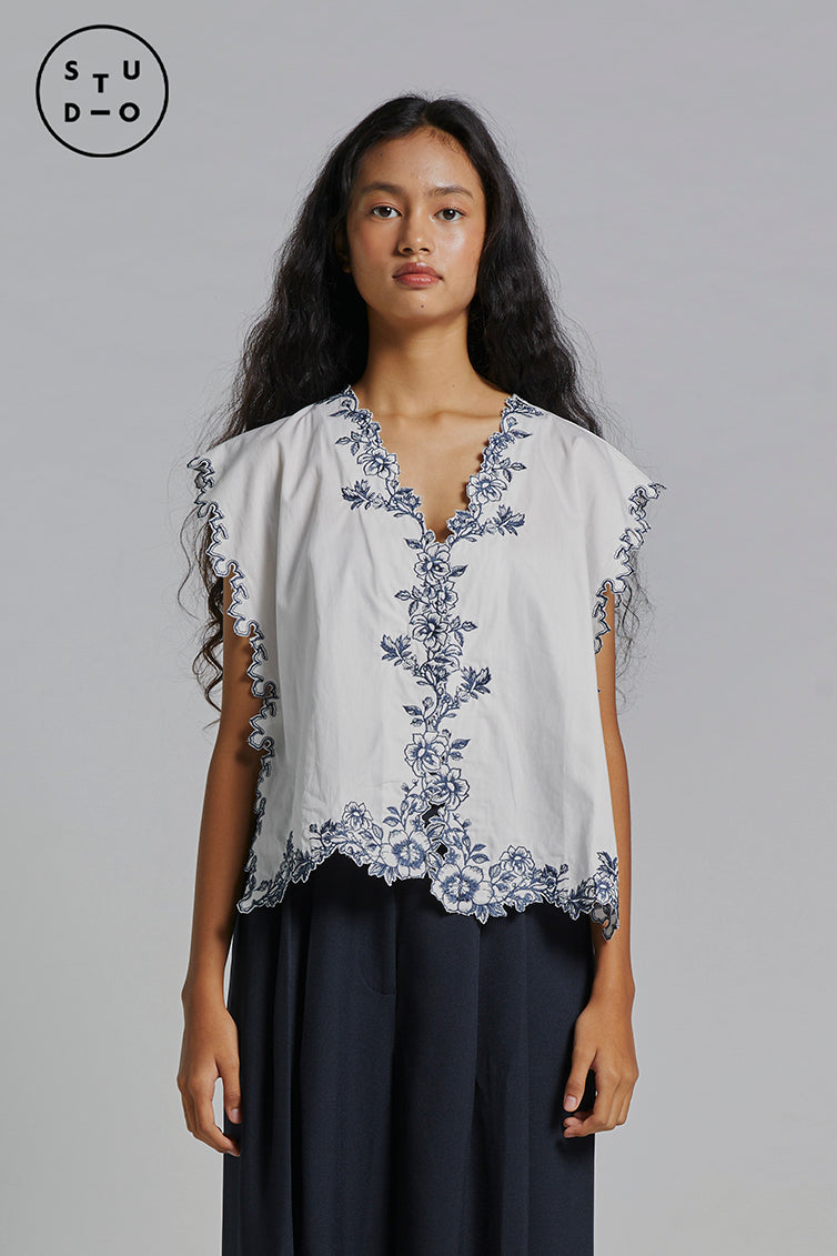 Off-white Floral Araceli