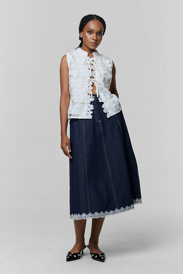 Off-white Floral Leya