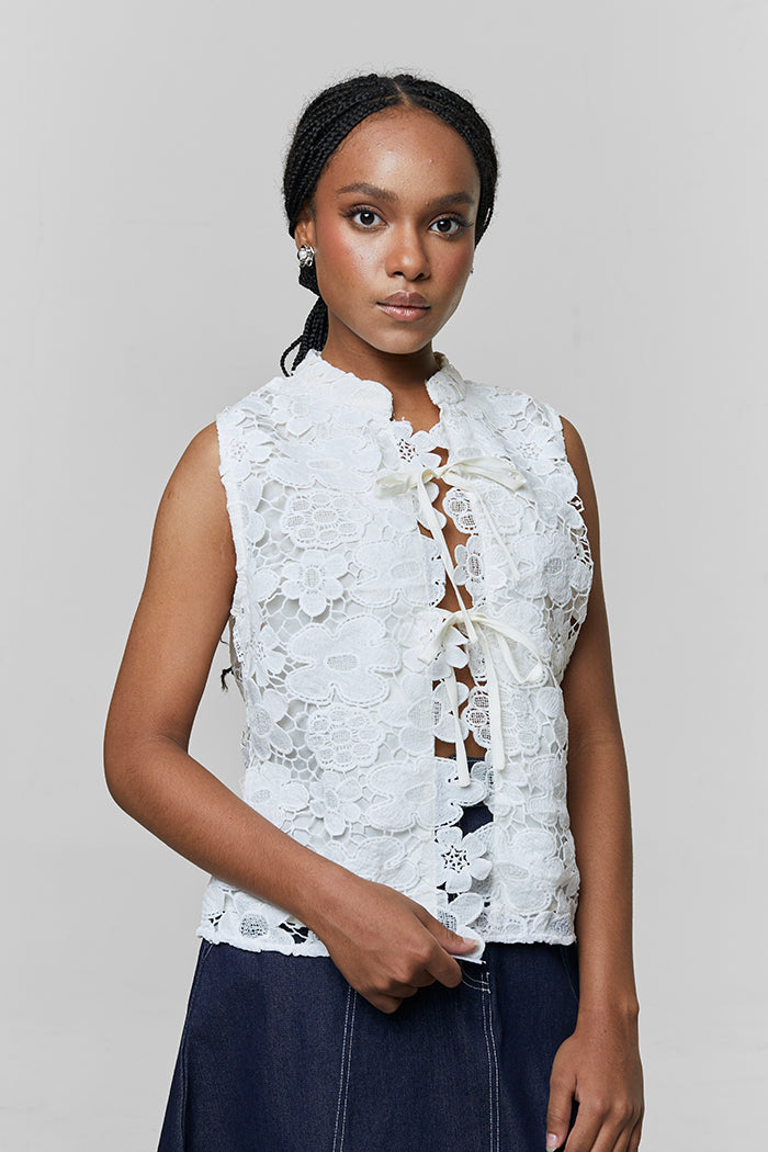 Off-white Floral Leya