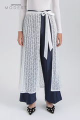 Off-white Floral Popla