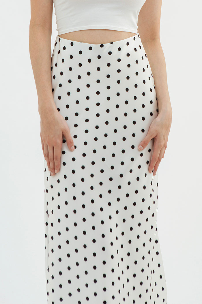 Off-white Polka Palais