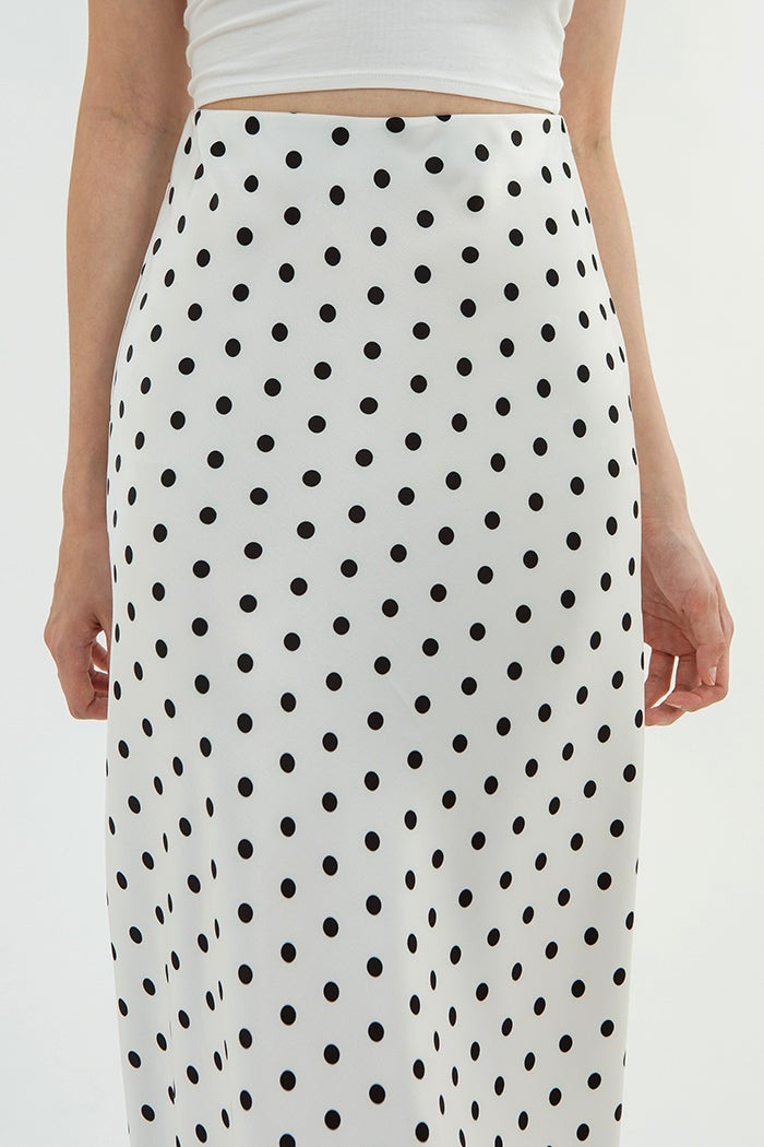 Off-white Polka Palais