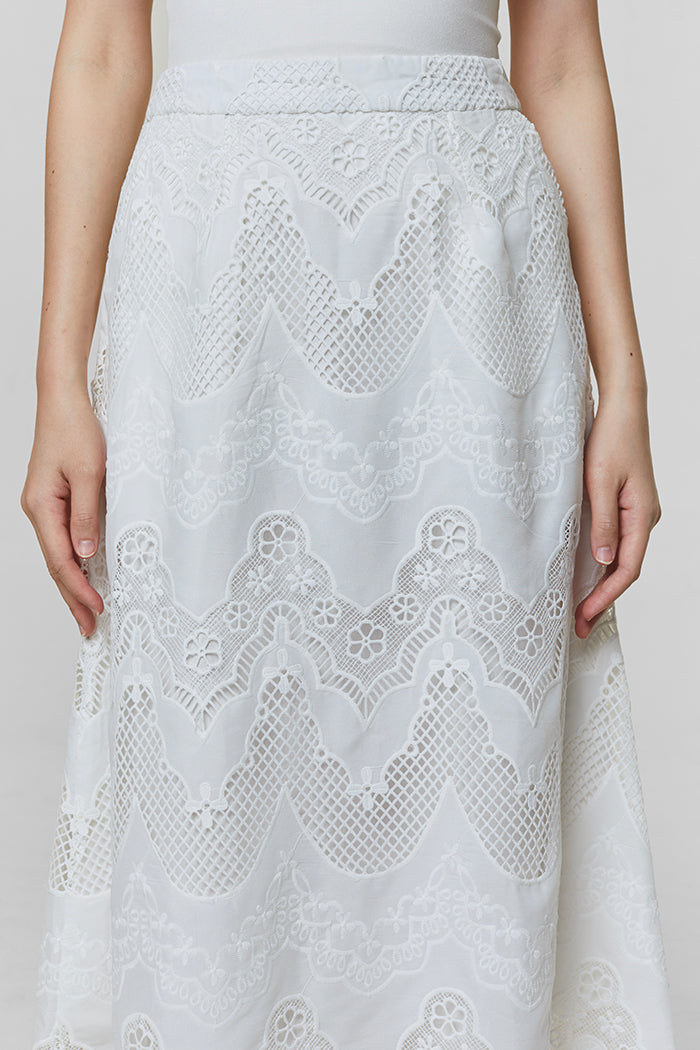 Off-white Scallop Eline A