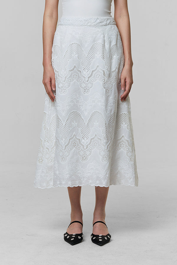 Off-white Scallop Eline B