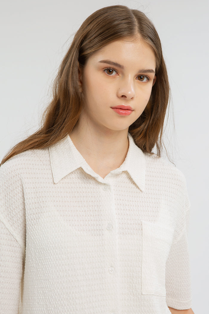 Off-white Thara