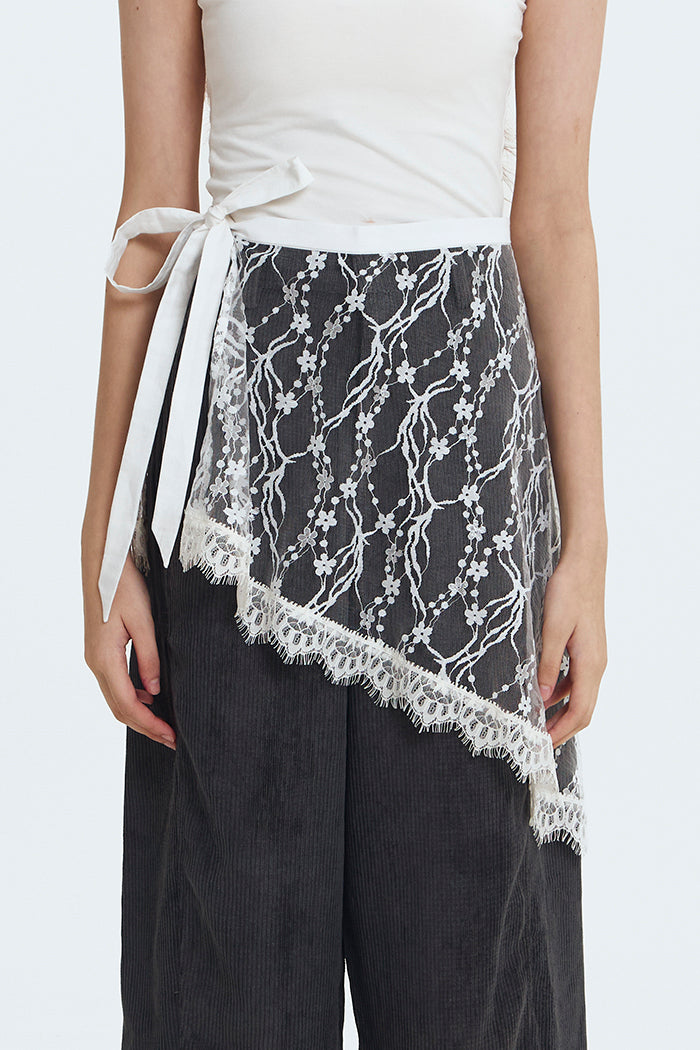 Off-white Lace Wisp