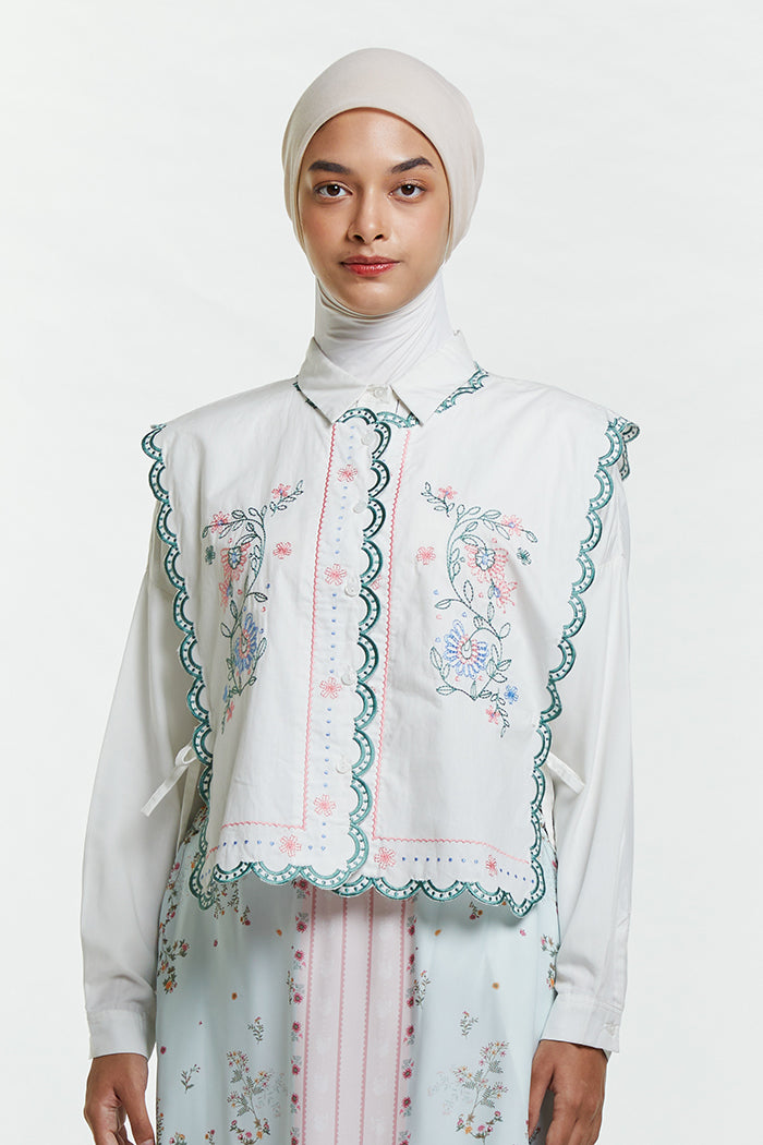 Off-white Embroidery Sabya