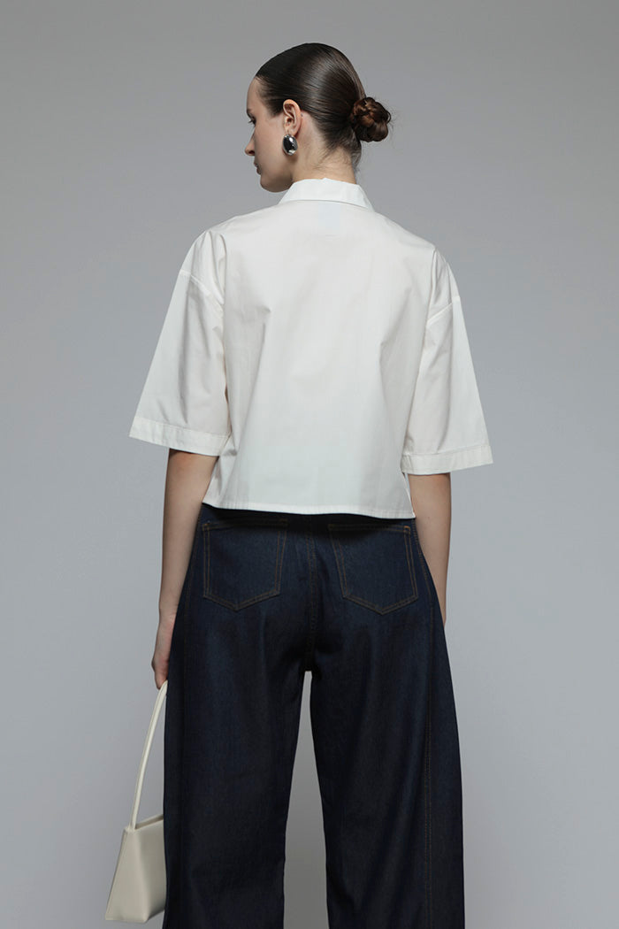 Off-white Column