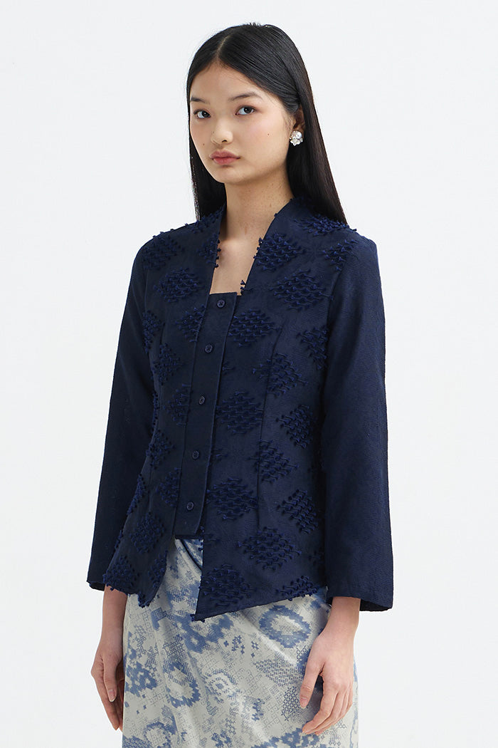 Rona Tenun Biru Laut