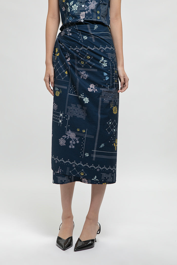 Saras Rekah Biru Laut