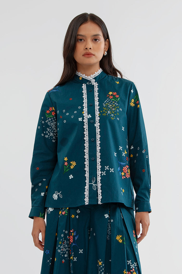 Swara Puspa Biru