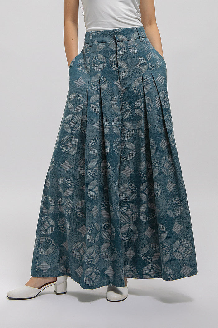 Tyas Kawung Biru Laut