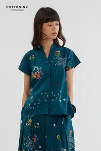 Venya Puspa Biru