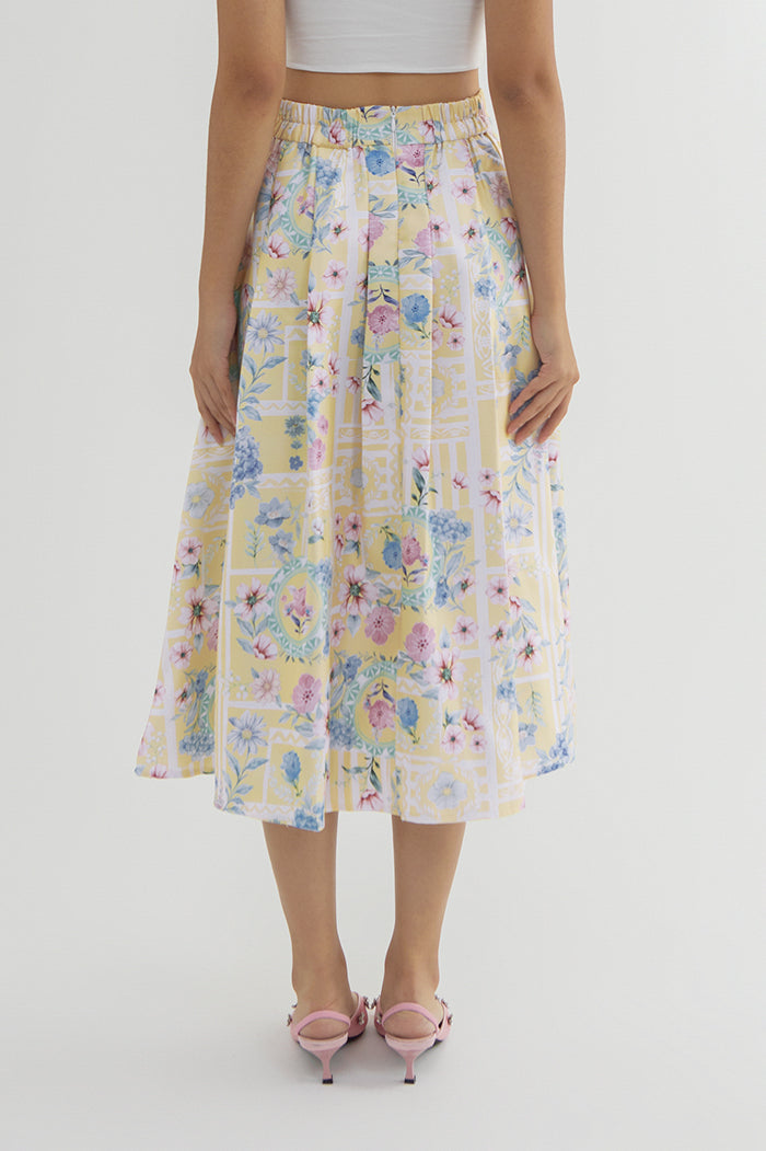 Yellow Porcelain Dari