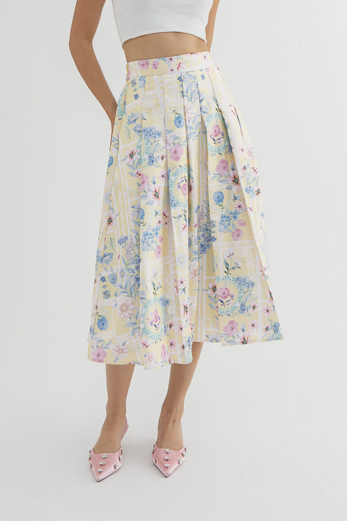 Yellow Porcelain Dari