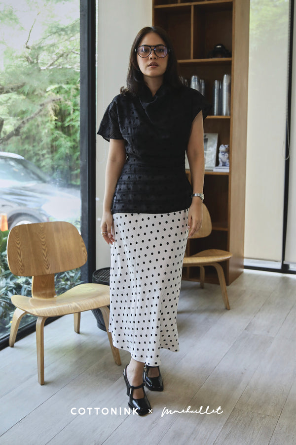 Off-white Polka Palais